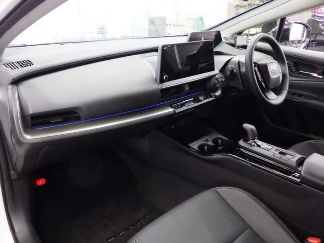 Toyota PRIUS Z 2026 — миниатюра 4