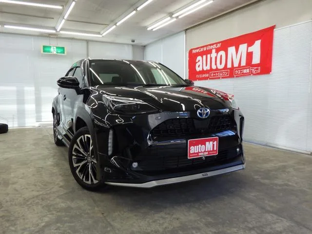 Toyota YARIS CROSS HYBRID Z 2022 — фото 1, купить с доставкой в Москву
