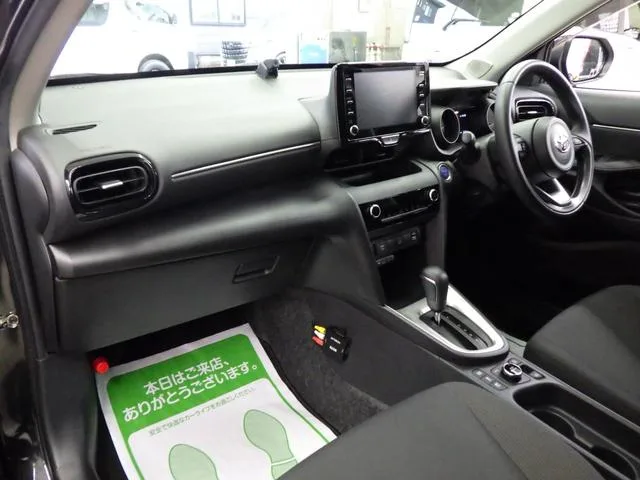 Toyota YARIS CROSS HYBRID G 2022 — миниатюра 4