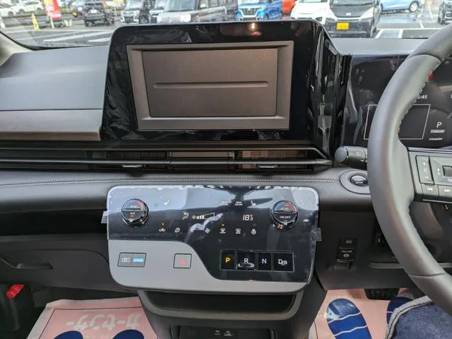 Nissan SERENA E-4ORCE HIGHWAY STAR V 2025 — миниатюра 4