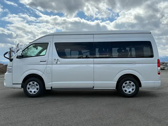Toyota HIACE WAGON GRAND CABIN 2025 — миниатюра 2