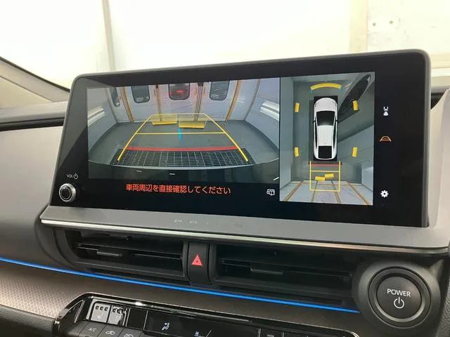 Toyota Prius Z 2023 — миниатюра 2