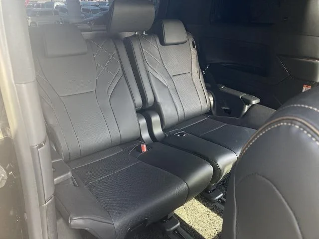 Toyota VELLFIRE HYBRID Z PREMIER 2024 — миниатюра 3