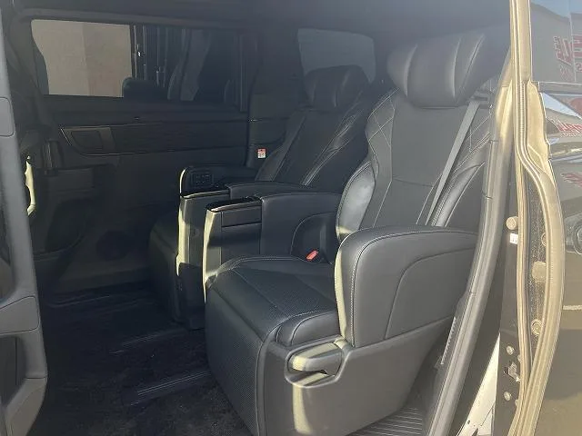 Toyota VELLFIRE HYBRID Z PREMIER 2024 — миниатюра 4