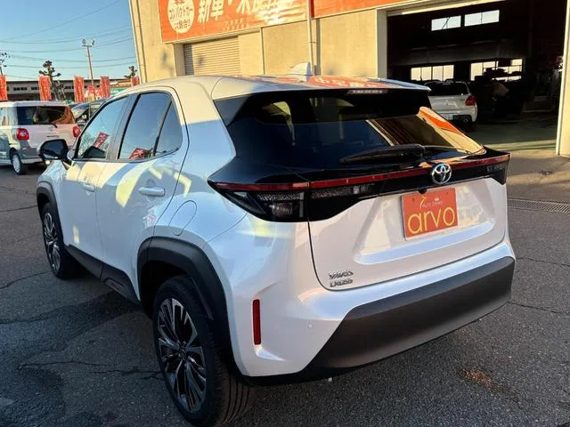 Toyota YARIS CROSS Z 2024 — миниатюра 2
