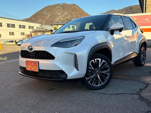 Toyota YARIS CROSS Z 2024 — фото 1, купить с доставкой в Москву