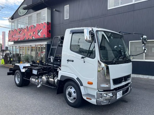 Mitsubishi Fuso FIGHTER BASEGRADE 2024 — миниатюра 2