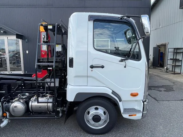 Mitsubishi Fuso FIGHTER BASEGRADE 2024 — миниатюра 5