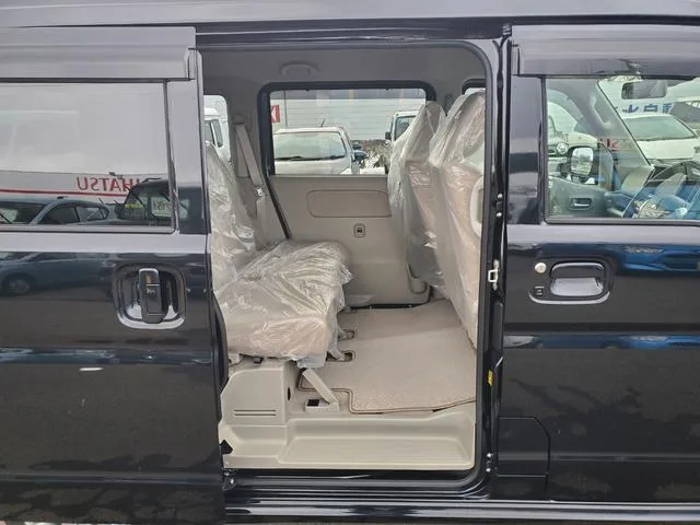 Mitsubishi TOWN BOX G 2026 — миниатюра 5
