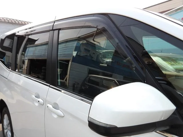 Toyota NOAH S-Z 2022 — миниатюра 3