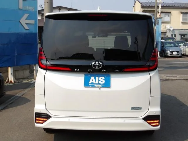 Toyota NOAH S-Z 2022 — миниатюра 4