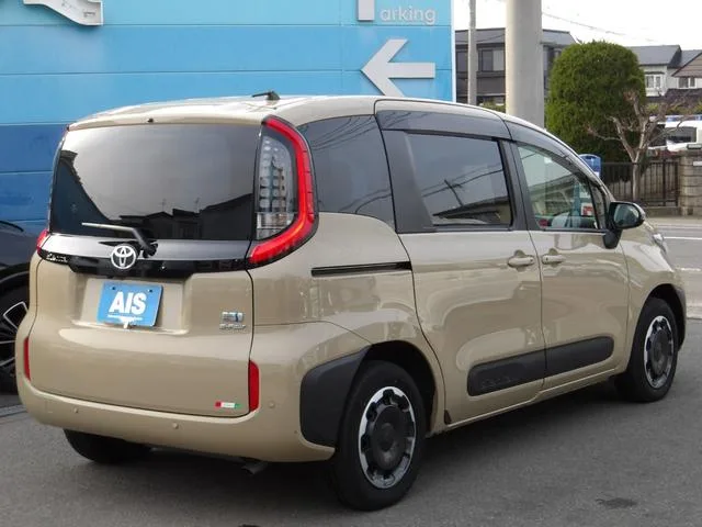 Toyota SIENTA HYBRID Z 2023 — миниатюра 4