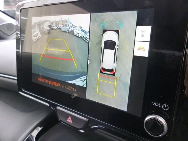 Toyota YARIS CROSS HYBRID Z 2025 — миниатюра 5
