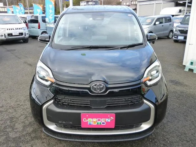 Toyota SIENTA HYBRID Z 2023 — миниатюра 2