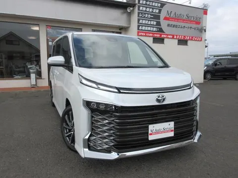 Toyota VOXY 2025 купить в Москве