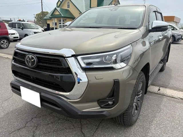 Toyota Hilux Z 2024 — миниатюра 2