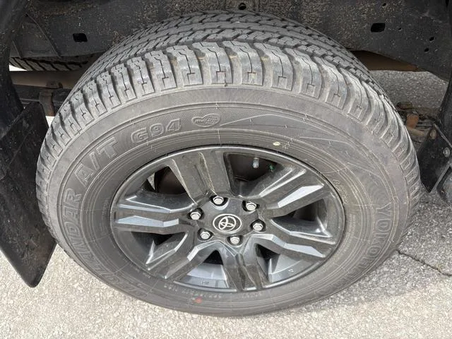 Toyota Hilux Z 2024 — миниатюра 5