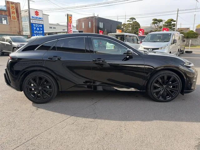 Toyota CROWN SPORT Z 2025 — миниатюра 2