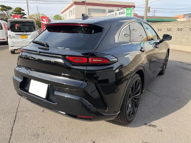 Toyota CROWN SPORT Z 2025 — миниатюра 3
