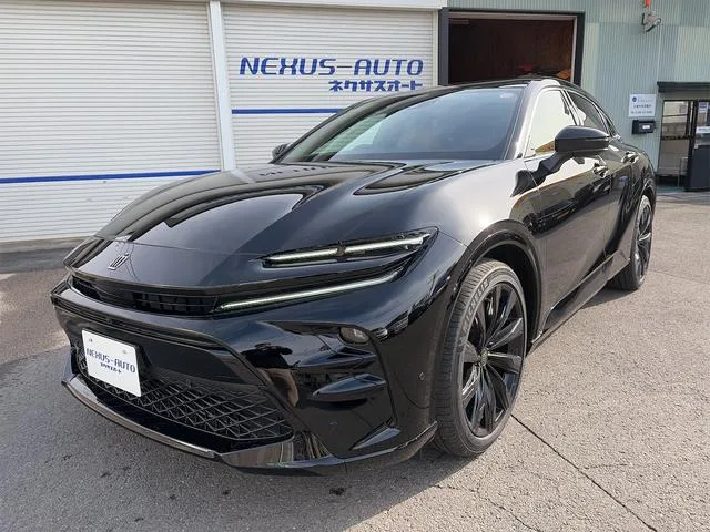Toyota CROWN SPORT Z 2025 — фото 1, купить с доставкой в Москву
