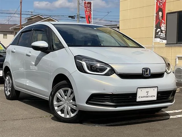 Honda FIT E:HEV HOME 2023 — фото 1, купить с доставкой в Москву