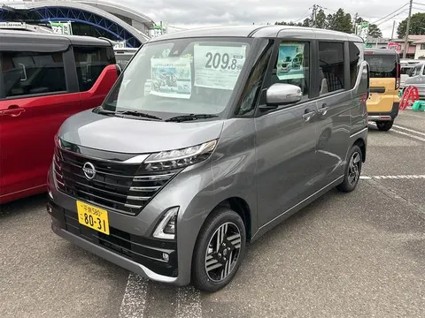 Nissan ROOX 2025 buy in Moscow