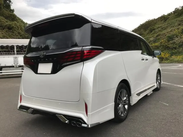 Toyota Alphard Z 2024 — миниатюра 2