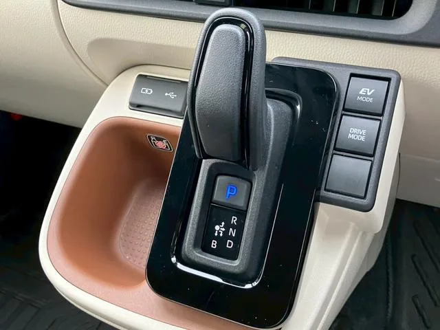 Toyota SIENTA HYBRID Z 2023 — миниатюра 4