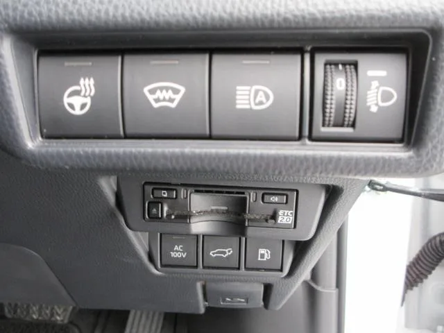 Toyota PRIUS Z 2025 — миниатюра 3