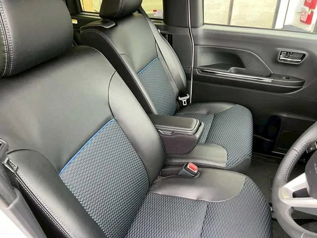 Daihatsu TANTO CUSTOM RS 2023 — миниатюра 5