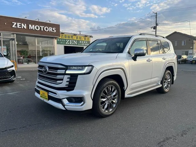 Toyota Land Cruiser ZX 2025 — фото 1, купить с доставкой в Москву