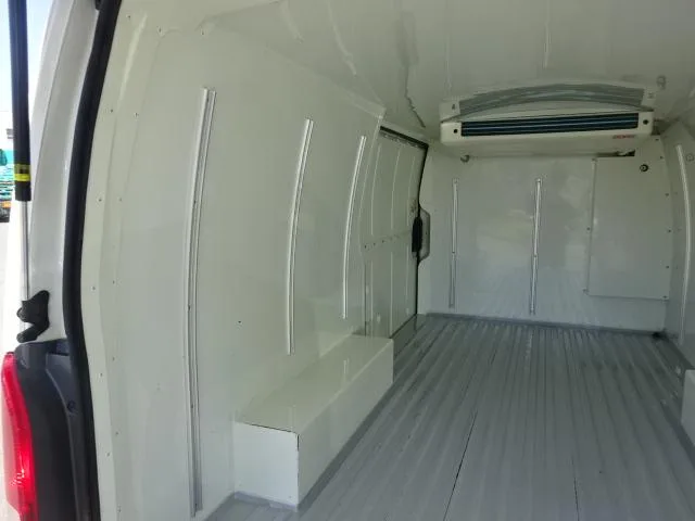 Toyota HIACE VAN 2024 — миниатюра 4
