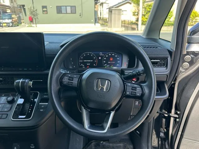 Honda STEPWAGON AIR 2024 — миниатюра 3