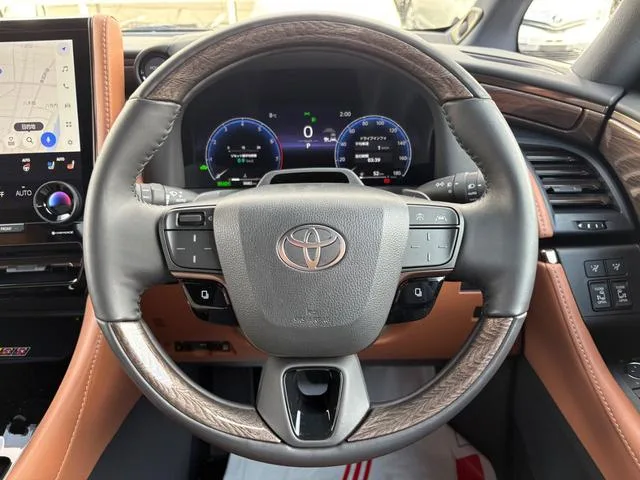 Toyota VELLFIRE HYBRID EXECUTIVE LOUNGE 2025 — миниатюра 5