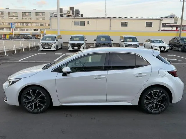 Toyota COROLLASPORT HYBRID G Z 2023 — миниатюра 2