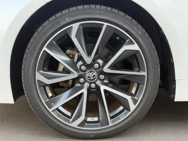 Toyota COROLLASPORT HYBRID G Z 2023 — миниатюра 5
