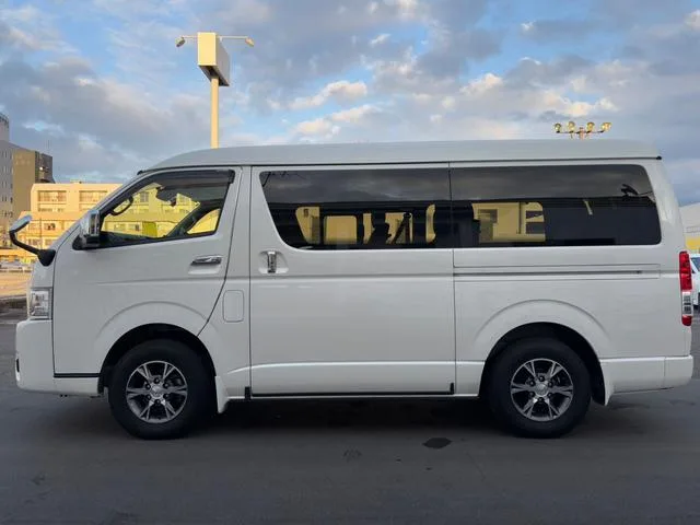 Toyota HIACE WAGON GL 2022 — миниатюра 2