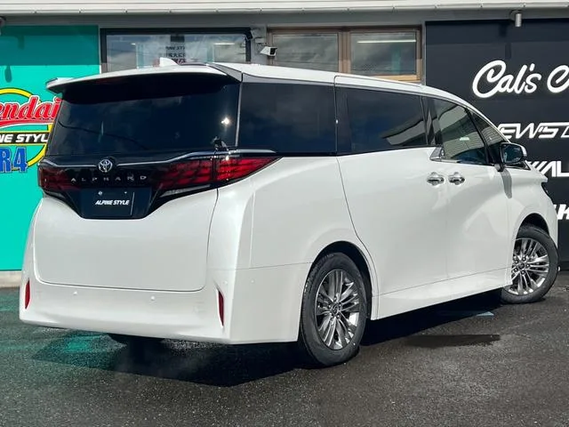 Toyota Alphard Z 2026 — миниатюра 3