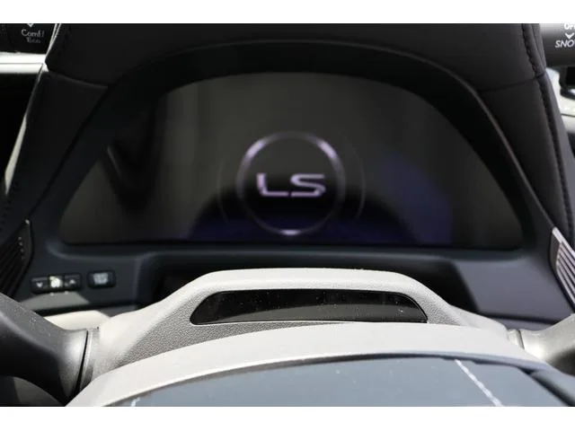 Lexus LS LS500H VERSION L ADVANCED DRIVE 2022 — миниатюра 2
