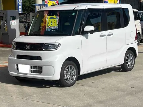 Daihatsu TANTO 2024 buy in Moscow