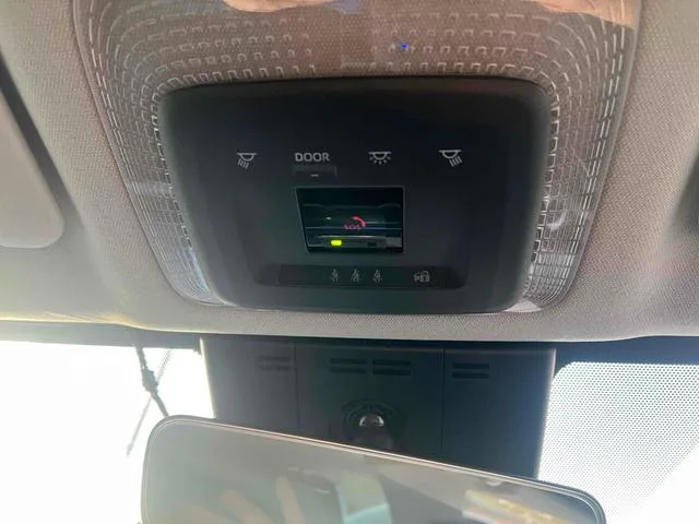Toyota PRIUS G 2024 — миниатюра 2