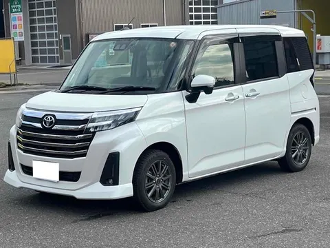Toyota ROOMY 2022 buy in Moscow