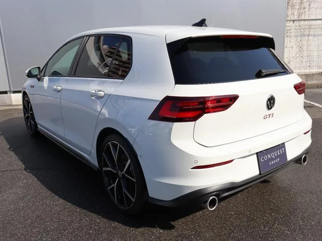 Volkswagen GOLF GTI BASE GRADE 2023 — миниатюра 4
