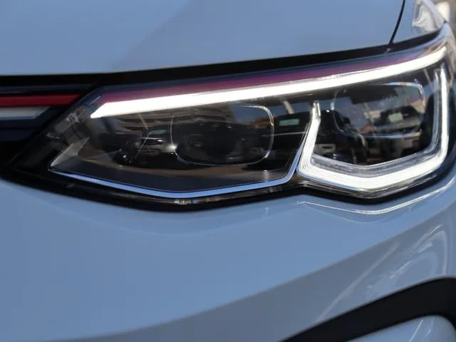 Volkswagen GOLF GTI BASE GRADE 2023 — миниатюра 5