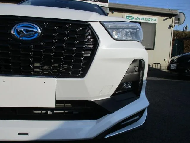 Daihatsu Rocky PREMIUM G HEV 2022 — миниатюра 4