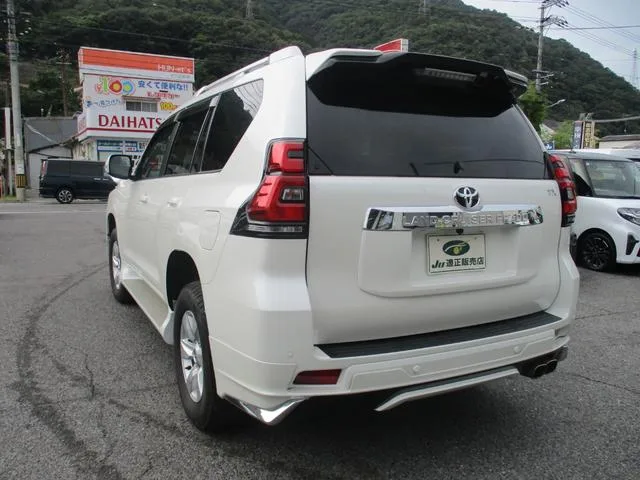 Toyota LAND CRUISER PRADO TX L PACKAGE 2022 — миниатюра 4