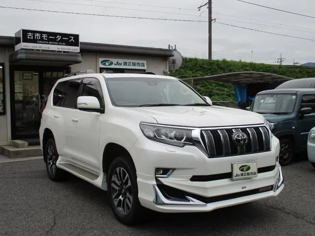 Toyota LAND CRUISER PRADO TX L PACKAGE 2022 — фото 1, купить с доставкой в Москву