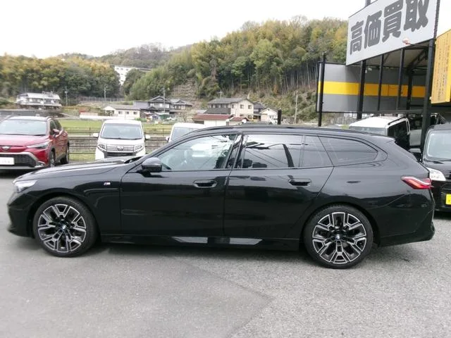 BMW 5 SERIES 523D X DRIVE TOURING M-SPORT 2025 — миниатюра 3