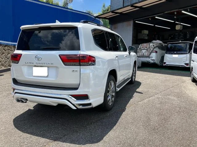 Toyota Land Cruiser ZX 2023 — миниатюра 2