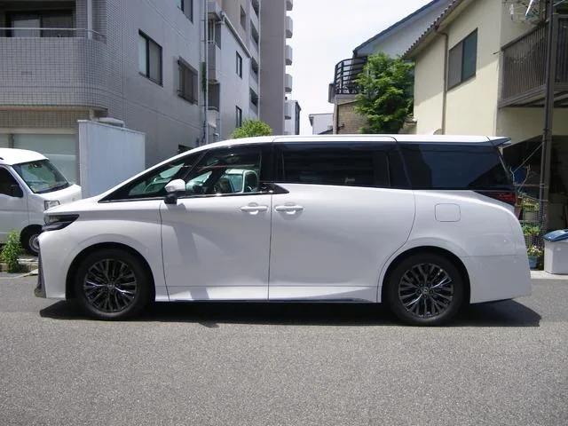Toyota VELLFIRE HYBRID Z PREMIER 2024 — миниатюра 3